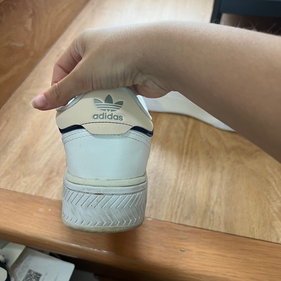 Adidas Sneakers - Picture 15 of 16